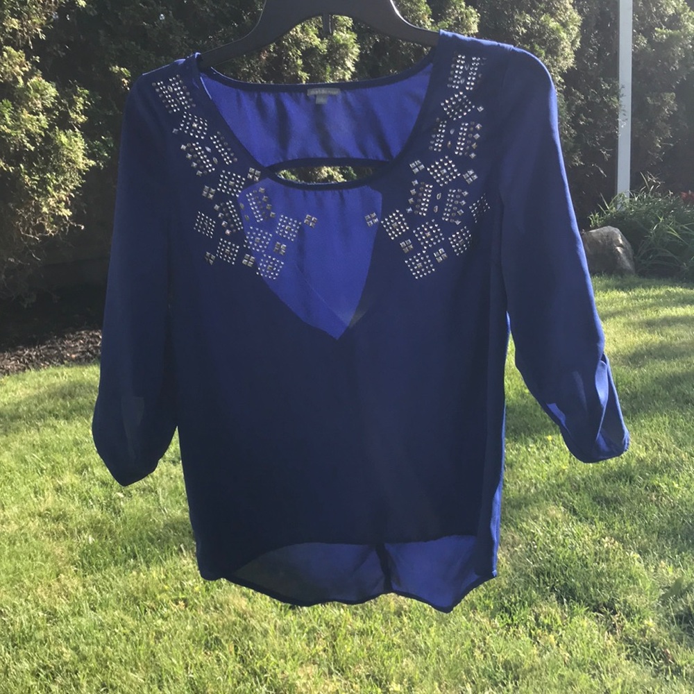3/4 sleeve shirt